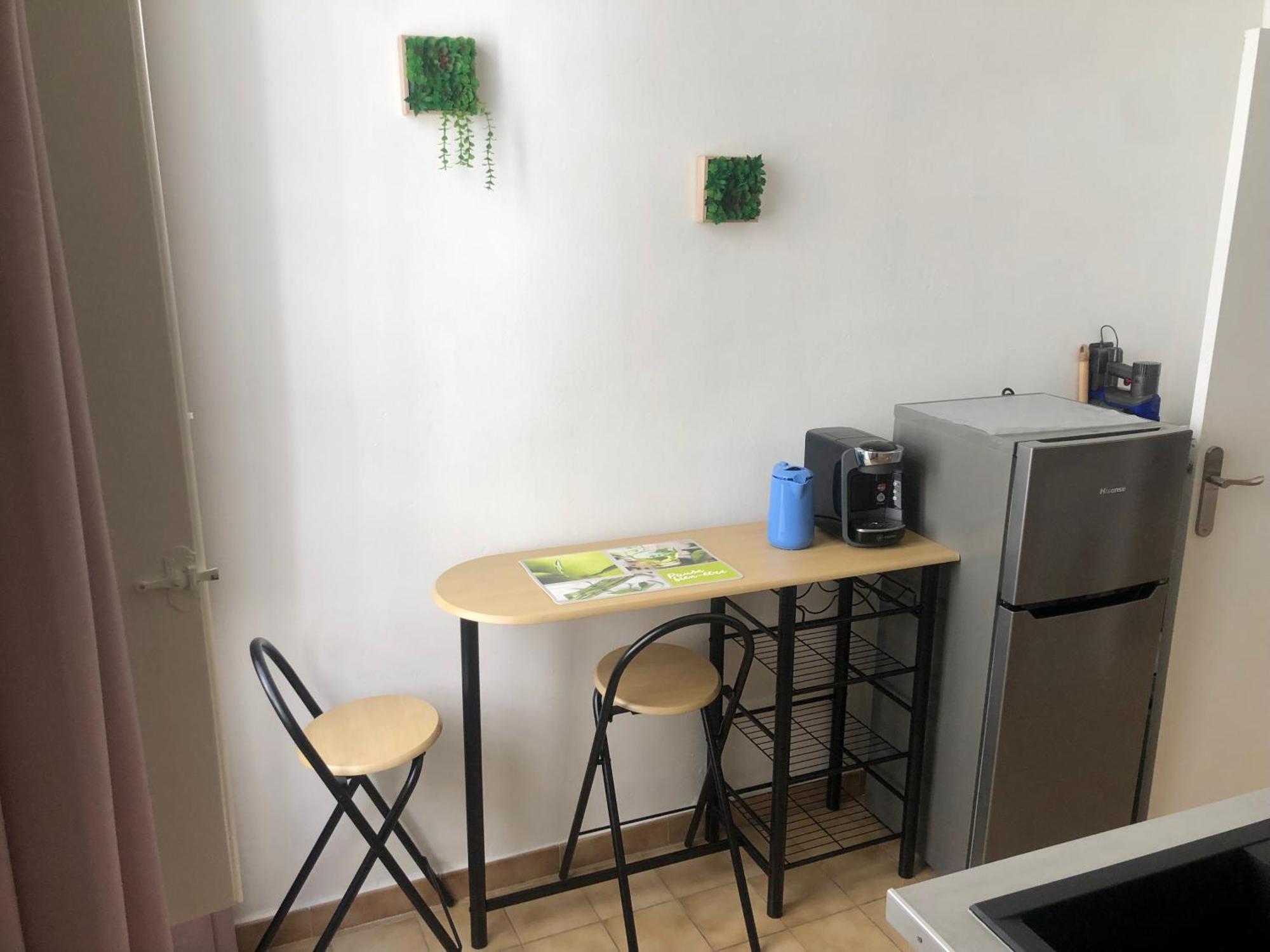 Studio Au Coeur D'Avignon Intra-Muros Exteriör bild