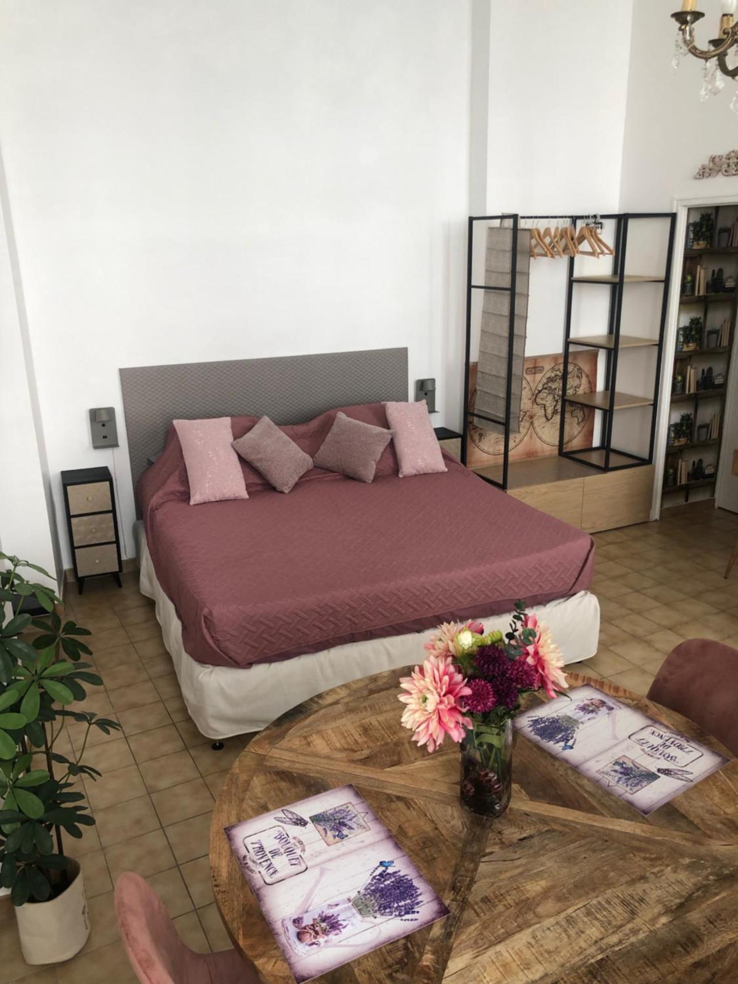 Studio Au Coeur D'Avignon Intra-Muros Exteriör bild
